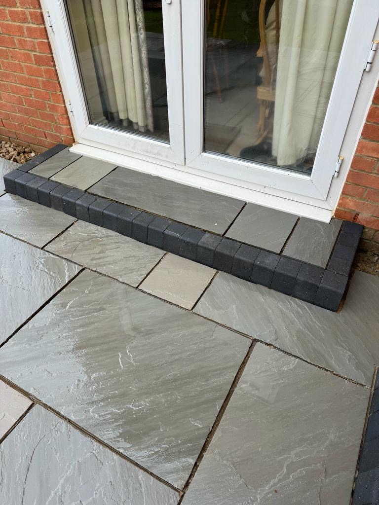 Charcoal Block Paved Driveway