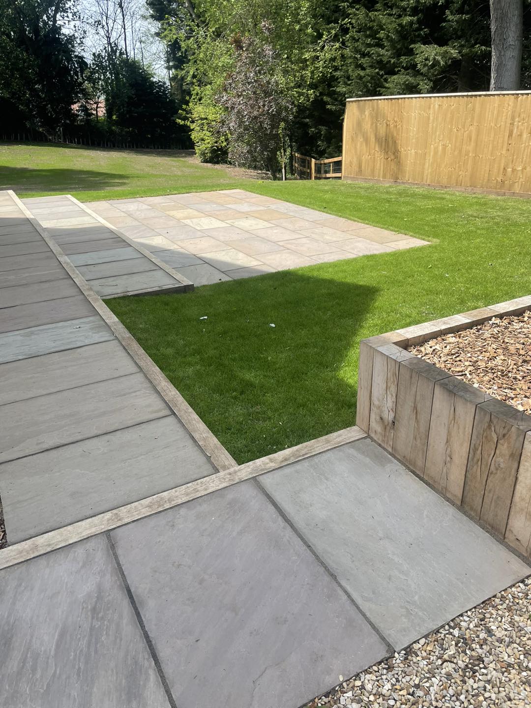 Multi-Level Garden with Mixed Paving